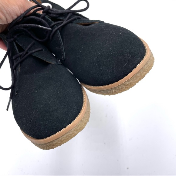 Tommy Hilfiger Zakry Black Suede Chukka Lace Up Bootie 8 - Picture 3 of 11